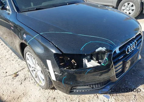 2015 Audi A4 2.0T Premium z USA, uszkodzony, nr VIN WAUFFAFL1FN025353